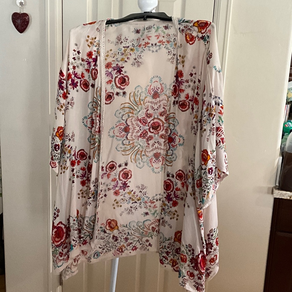 Very colorful light weight like new